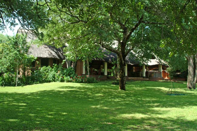 Imbabala Safari Lodge - on the banks of the Zambezi