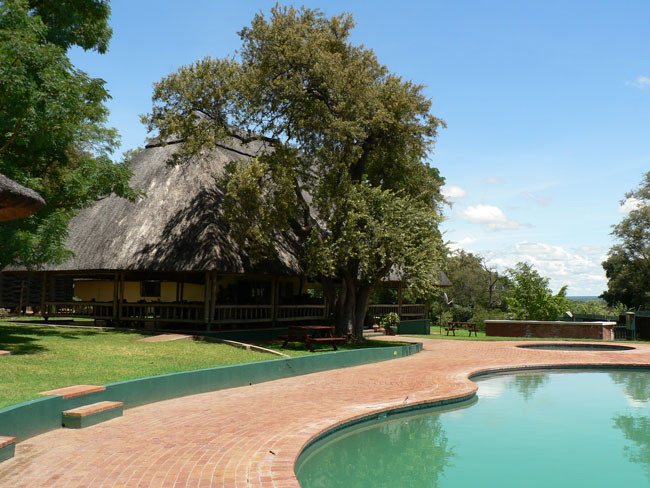 Victoria Falls Rest Camp - Camping and Chalets