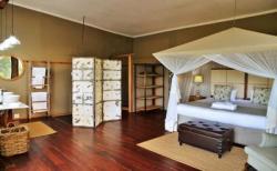 Khulu Retreat - exclusive use villa in Hwange National Park, Zimbabwe