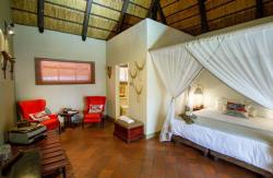 Nguni Lodge deluxe room in Victoria Falls, Zimbabwe