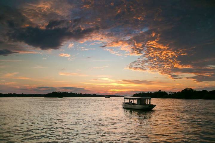 ra ikane zambezi river sunset cruise